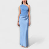 Vestido Longo Elegante com Um Ombro