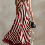 Vestido moderno sem mangas em chiffon listrado com patchwork, confeccionado em linho e algodão.