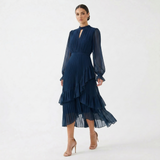 Mariana | Vestido Plissado com Mangas Românticas e Frufrus Assimétricos