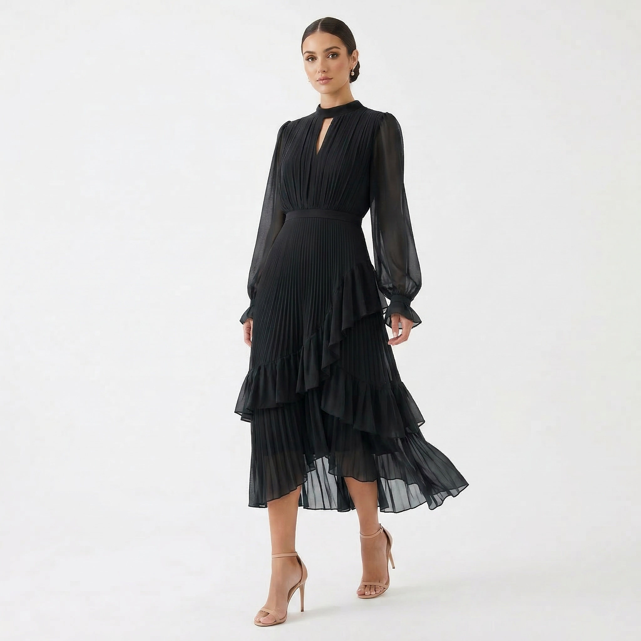 Mariana | Vestido Plissado com Mangas Românticas e Frufrus Assimétricos