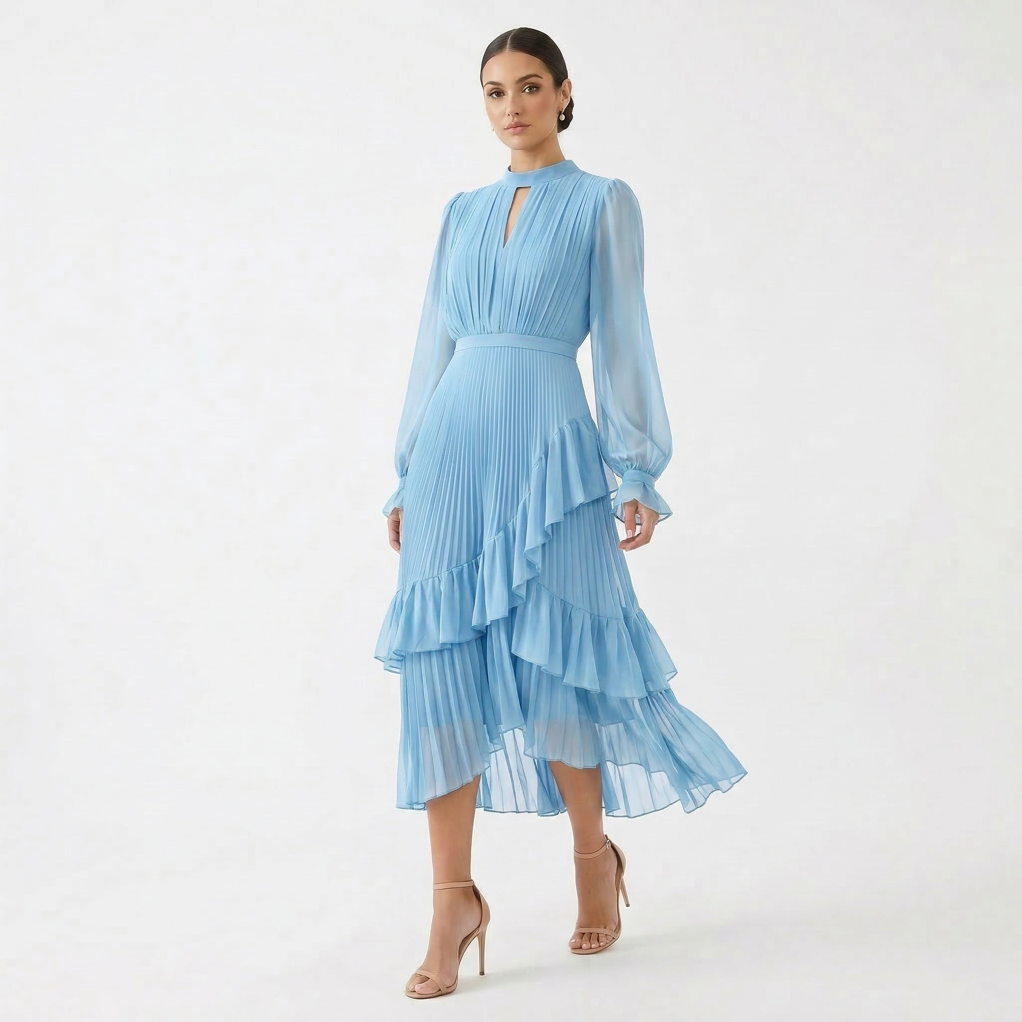 Mariana | Vestido Plissado com Mangas Românticas e Frufrus Assimétricos