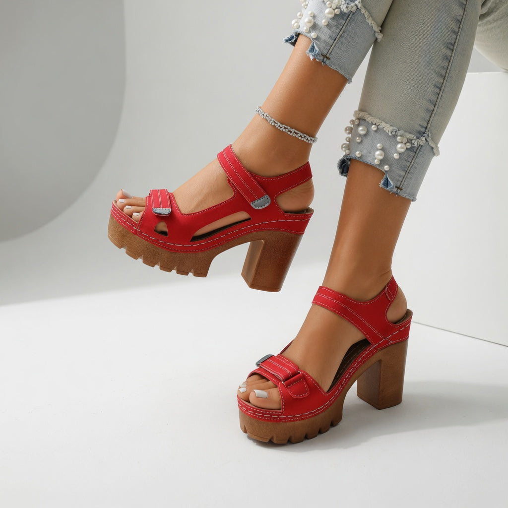 Célimène™ — Sandália de salto grosso com plataforma e estilo urbano