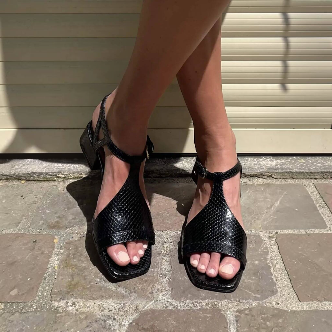 Serena | Sandálias de prata para o verão - Elegância leve