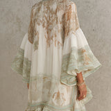Vestido Mini Verde com Riscas e Mangas Bufantes em Chiffon