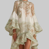Vestido Mini Verde com Riscas e Mangas Bufantes em Chiffon