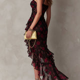 Vestido Floral Preto e Vermelho Chic com Costuras e Riscas