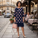 Clara | Vestido Azul com Poás e Detalhes de Costura
