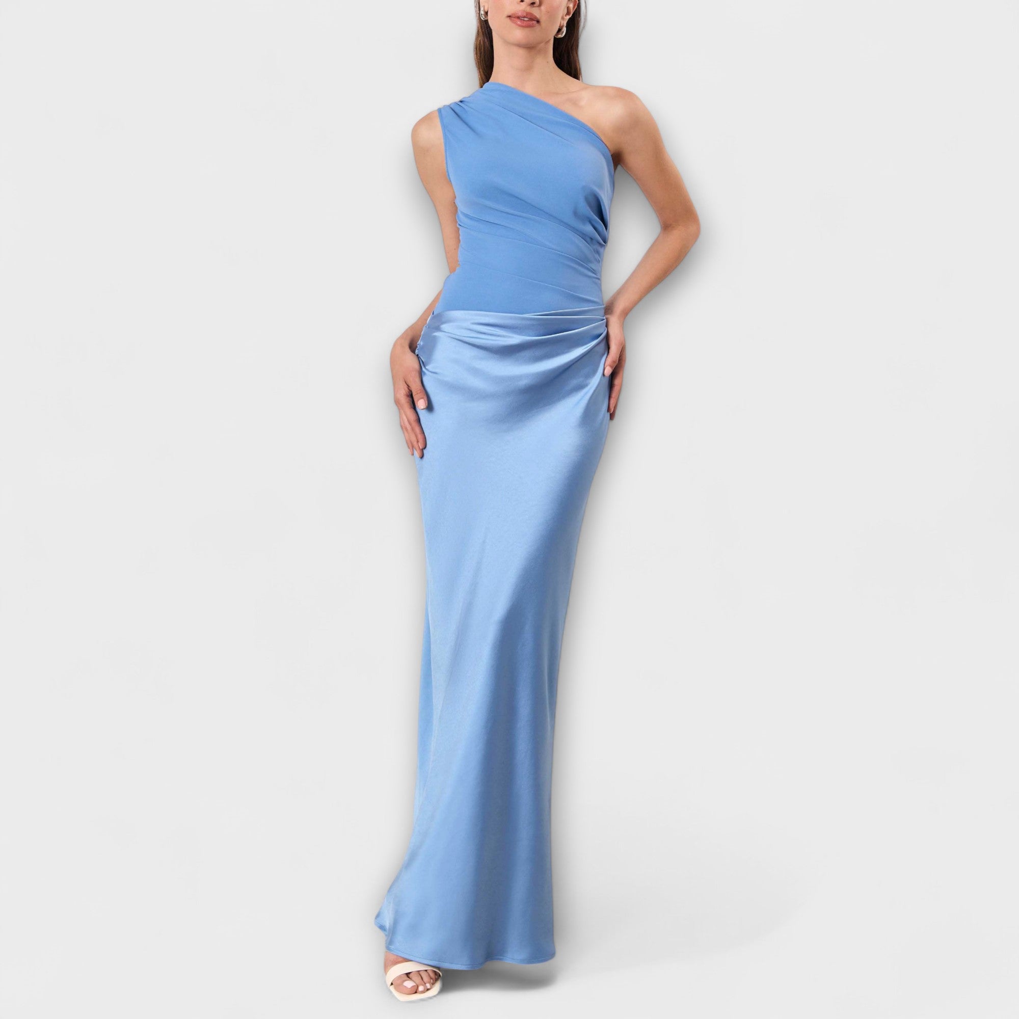 Vestido Longo Elegante com Um Ombro