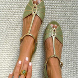 Tacones a bloco cut-out peep toe com cinturão em T