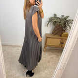 Aná - Um vestido atemporal e confortável